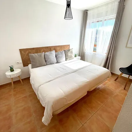 Appartamento Soleado Con Piscina Y Terraza Privada. *